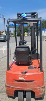 3-wiel elektrische heftrucks 2000  Linde E15 (14)