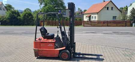 3-wiel elektrische heftrucks 2000  Linde E15 (15)