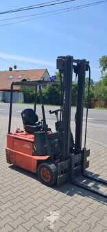 3-wiel elektrische heftrucks 2000  Linde E15 (4)