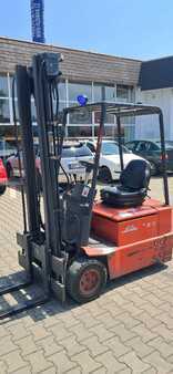 3-wiel elektrische heftrucks 2000  Linde E15 (6)