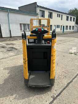 Hochhubwagen 2012  Jungheinrich ERD 220 (2)