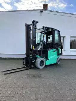 Sähkö - 4 pyör 2023  Mitsubishi FB25ACN (**Vorführgerät**) (1)