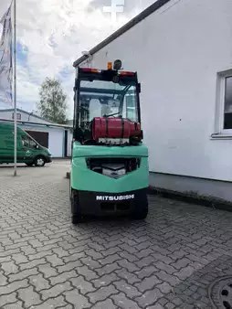 Gasoltruck 2008  Mitsubishi FG18 (9)