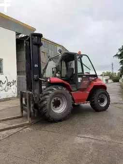Maastotrukki 2016  Manitou M50-4 (2)