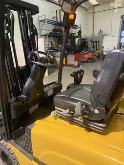 Eléctrica de 3 ruedas 2013  Yale ERP 20 VT (2)
