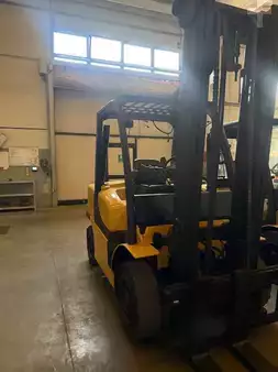 Diesel truck 2020  Yale GDP40VX (2)