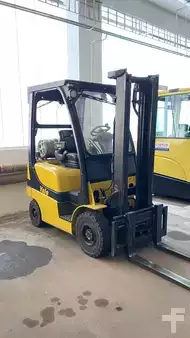 Carrelli elevatori GPL 2011  Yale GLP 18 VX (2)