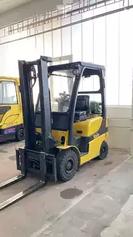 Carrelli elevatori GPL 2011  Yale GLP 18 VX (4)