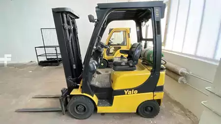 Carrelli elevatori GPL 2011  Yale GLP 18 VX (5)