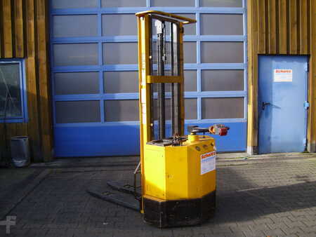 Stacker pedestre 1997 FAC SB3512 (1)