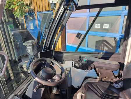 Diesel heftrucks 2017  Unicarriers Y1D2A25Q (2)