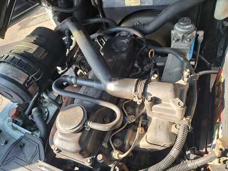 Diesel heftrucks 2017  Unicarriers Y1D2A25Q (4)