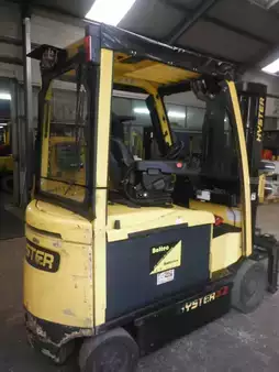 Kompakt gaffeltruck 2022  Hyster E3.2XN (4)
