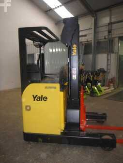 Reachtrucks 2011 Yale MR14 (1)