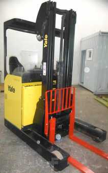 Reachtrucks 2011 Yale MR14 (2)