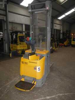 Apilador eléctrico 2017 Jungheinrich ERC 216z (3)