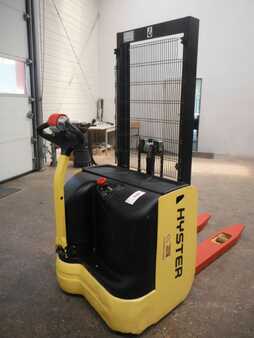 Stapelaars 2014  Hyster S1.2AC (2)