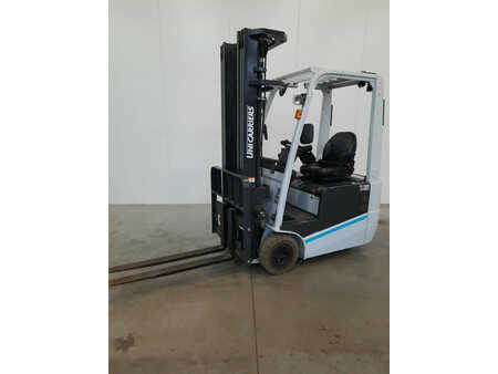 Elektromos 4 kerekű 2016  Unicarriers A1N1L15Q (2)