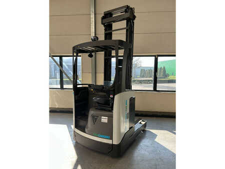 Schubmaststapler 2018  Unicarriers UMS160DTFVRE795 (1)