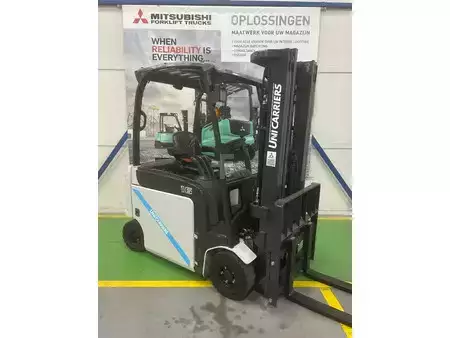 Eléctrico - 4 rodas 2021  Unicarriers JA2N1L16Q (1)