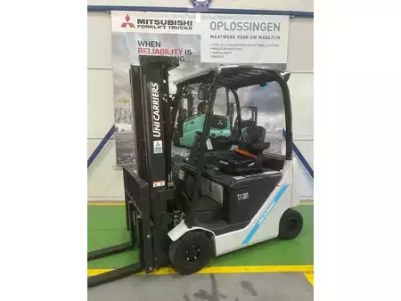 Eléctrico - 4 rodas 2021  Unicarriers JA2N1L16Q (2)