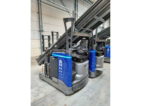 Työntömastotrukki 2018  Unicarriers UHD160DTFVRF1050 (1)