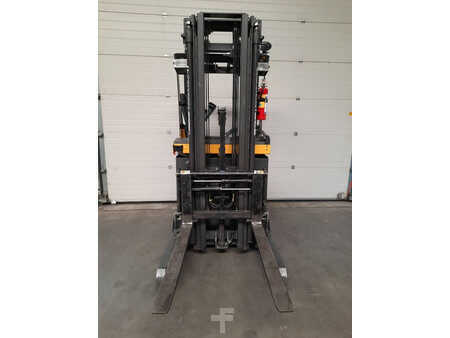 Retraky 2014  Unicarriers ULS140DTFVXC570 (5)