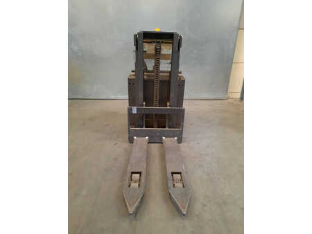 Magasemelésű béka 2016  Unicarriers PSP160STP167 (4)