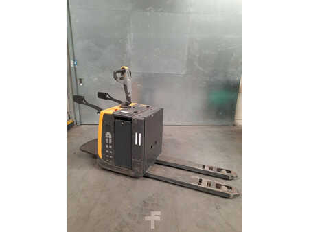 Transpaletas manuales  Unicarriers PMR200P (1)