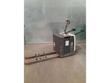 Transpaletas manuales  Unicarriers PMR200P (2)