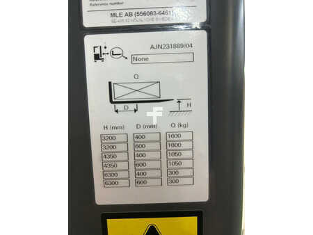 Stacker stå på  Unicarriers 160 DTFV 630 AJN (5)