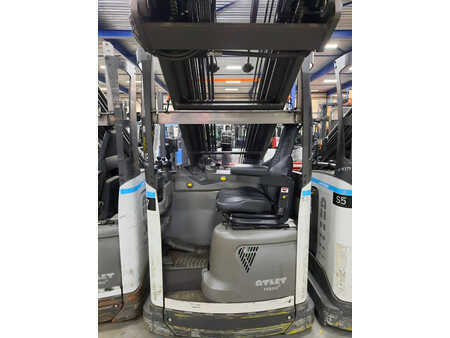 Schubmaststapler 2020  Unicarriers UHD200DTFVRG850 (1)