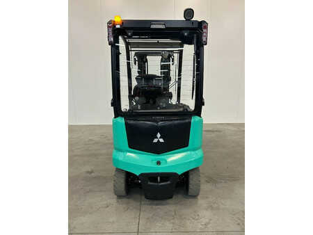 Elektrisk- 4 hjul 2019  Mitsubishi FB 25 CN (3)