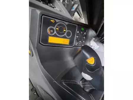 Skyvemast  Unicarriers 200DTFVRF895UMS (2)