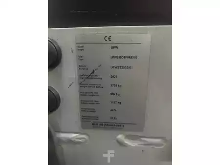 Čtyřcestný vysokozdvižný vozík 2021  Unicarriers UFW250DTFVRE705 (7)