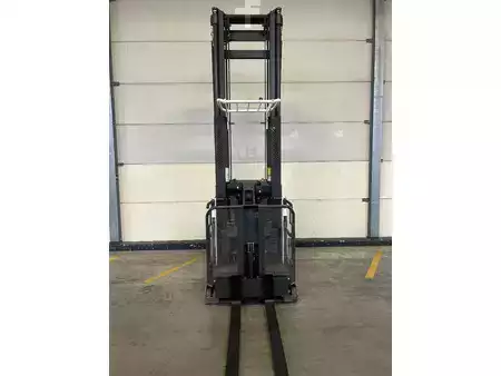 Vertikal ordreplukker 2022  Unicarriers EPM100TVI620 (4)