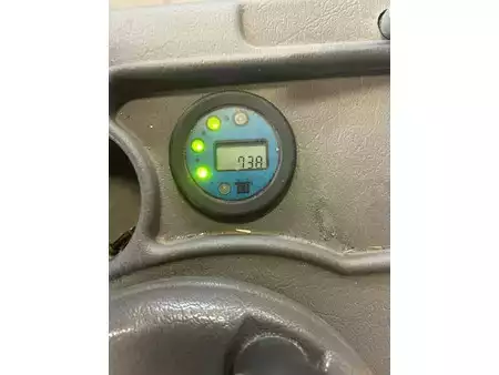 Wózki z platformą operatora  Unicarriers 200STFV360AJN (7)