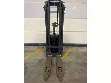 Wózek wysokiego podnoszenia 2015  Unicarriers PSP160SDTFVP480 (4)