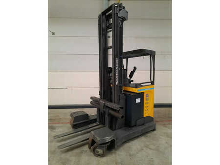 Reach Trucks 2015  Unicarriers 250DTFVRF705UFW (2)