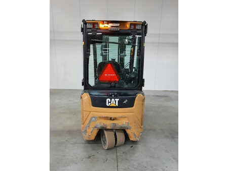 Elektryczne 4-kołowe 2019  CAT Lift Trucks EP20ANT (3)