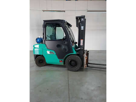 Carrelli elevatori GPL 2021  Mitsubishi FG35NT (1)