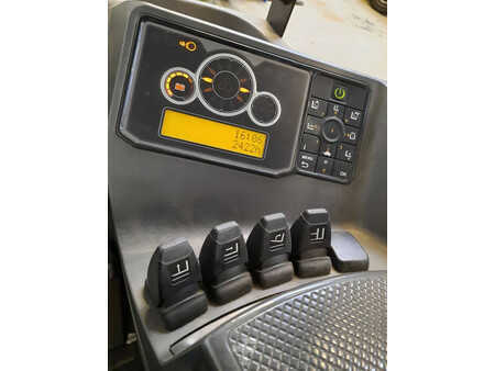 Työntömastotrukki 2018  Unicarriers 160DTFVRE795UMS (5)