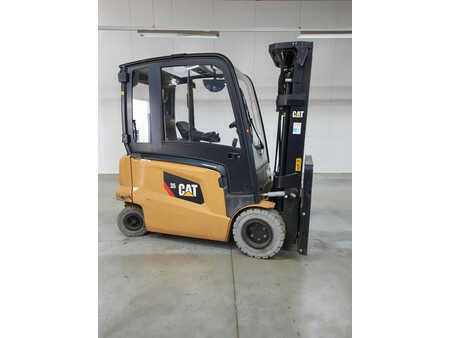 4-wiel elektrische heftrucks 2019  CAT Lift Trucks EP35N (1)