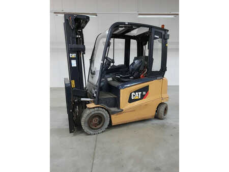 4-wiel elektrische heftrucks 2019  CAT Lift Trucks EP35N (2)