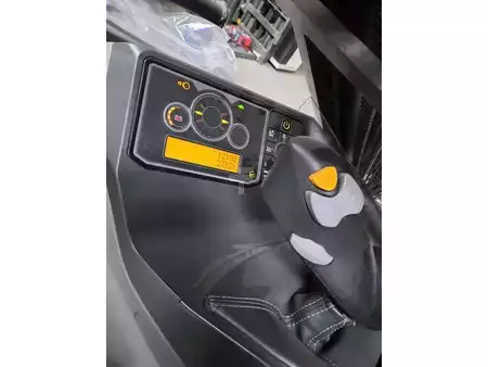 Skyvemast  Unicarriers 200DTFVRG1150UHD (4)