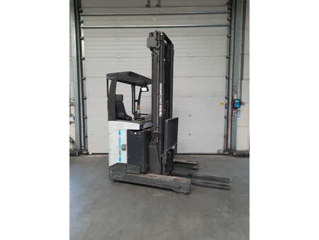 Skyvemast 2021  Unicarriers UMS160DTFVRE725 (1)