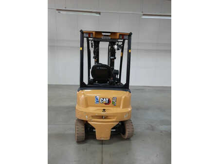 Carrelli elettrici 4 ruote 2021  CAT Lift Trucks EP20AN (4)