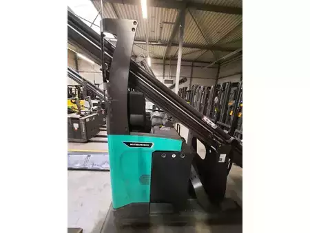 Skjutstativtruck 2022 Mitsubishi RB16N3H (2)