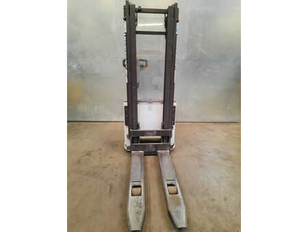 Magasemelésű béka 2019  Unicarriers PS125 (4)