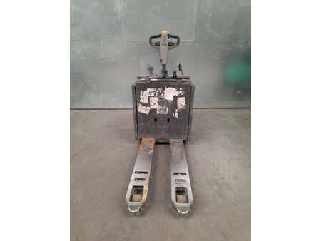 Transpaletas manuales  Unicarriers 200PMR (4)